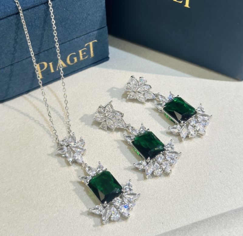 PIAGET